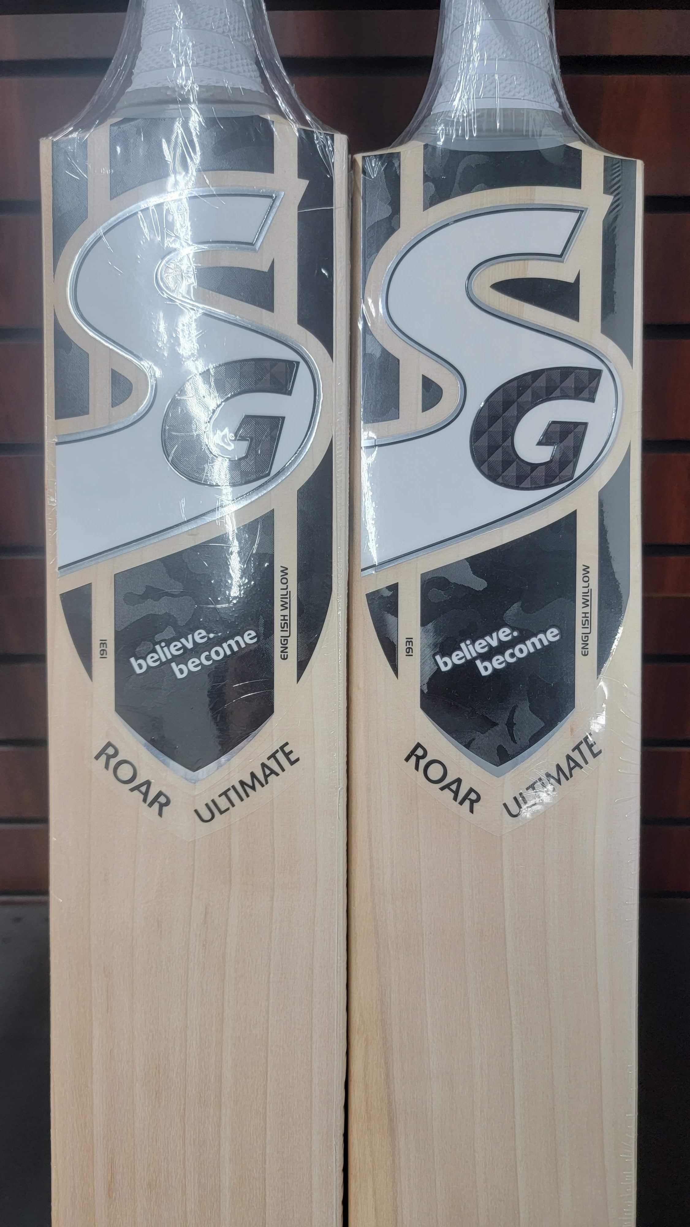 SG Roar Ultimate English Willow Cricket Bat – DAS Cricket